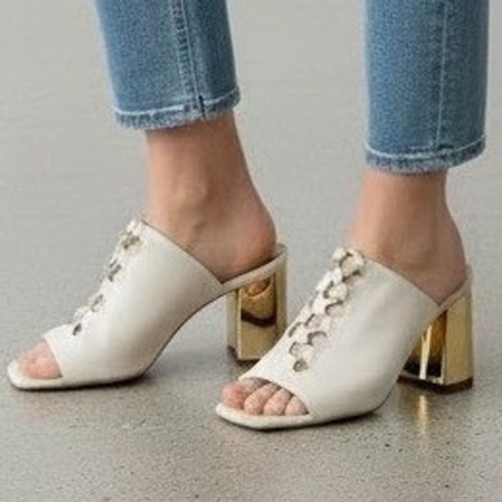 DKNY Womens Off White Leather Square Toe Gold Ring Mule Block Heel Sandals 7.5
